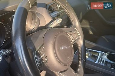 Внедорожник / Кроссовер Jaguar F-Pace 2016 в Киеве