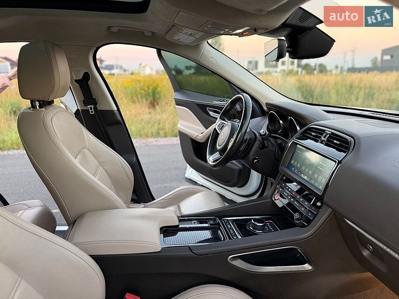 Внедорожник / Кроссовер Jaguar F-Pace 2018 в Киеве