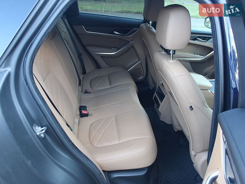 Позашляховик / Кросовер Jaguar F-Pace 2022 в Рівному фото 24 Позашляховик / Кросовер Jaguar F-Pace 2022 в Рівному