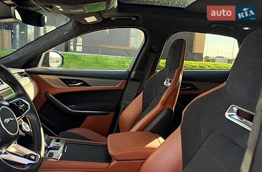 Внедорожник / Кроссовер Jaguar F-Pace 2024 в Киеве