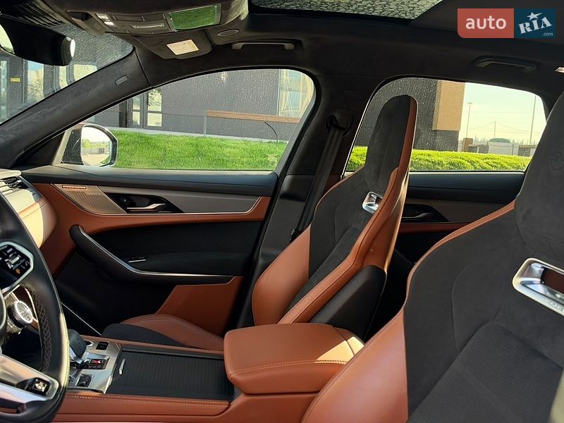 Внедорожник / Кроссовер Jaguar F-Pace 2024 в Киеве