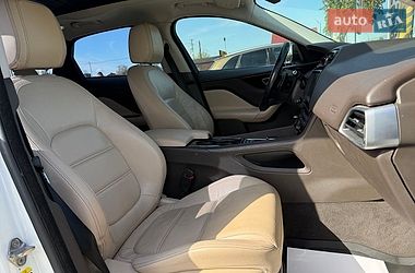 Позашляховик / Кросовер Jaguar F-Pace 2016 в Коломиї