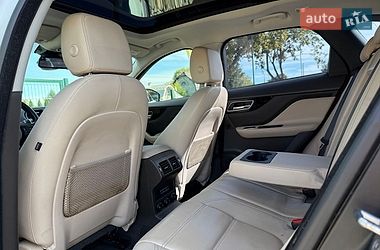 Позашляховик / Кросовер Jaguar F-Pace 2016 в Коломиї
