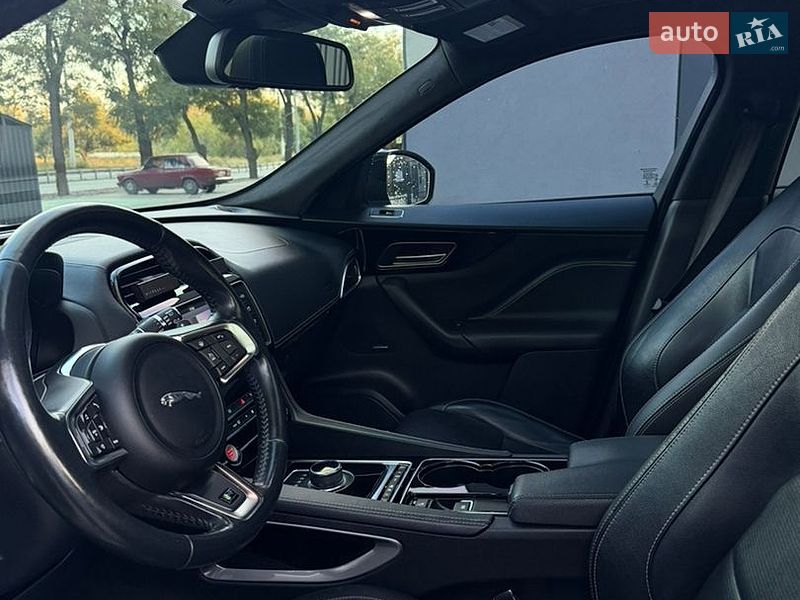 Внедорожник / Кроссовер Jaguar F-Pace 2016 в Днепре