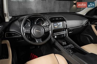 Позашляховик / Кросовер Jaguar F-Pace 2018 в Одесі фото 21 Позашляховик / Кросовер Jaguar F-Pace 2018 в Одесі