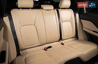 Позашляховик / Кросовер Jaguar F-Pace 2018 в Одесі фото 29 Позашляховик / Кросовер Jaguar F-Pace 2018 в Одесі