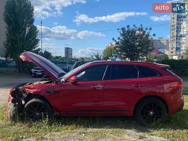 Внедорожник / Кроссовер Jaguar F-Pace 2016 в Киеве