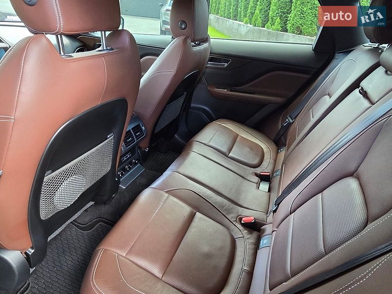 Внедорожник / Кроссовер Jaguar F-Pace 2018 в Киеве