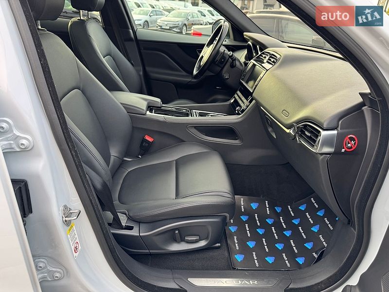 Позашляховик / Кросовер Jaguar F-Pace 2018 в Рівному фото 35 Позашляховик / Кросовер Jaguar F-Pace 2018 в Рівному