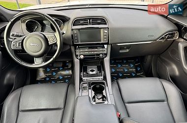 Позашляховик / Кросовер Jaguar F-Pace 2018 в Рівному фото 4 Позашляховик / Кросовер Jaguar F-Pace 2018 в Рівному