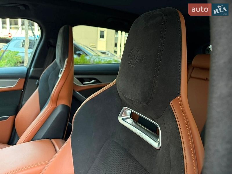 Позашляховик / Кросовер Jaguar F-Pace 2023 в Києві фото 25 Позашляховик / Кросовер Jaguar F-Pace 2023 в Києві