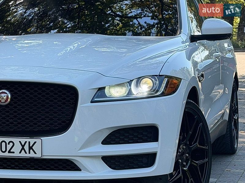Внедорожник / Кроссовер Jaguar F-Pace 2017 в Трускавце