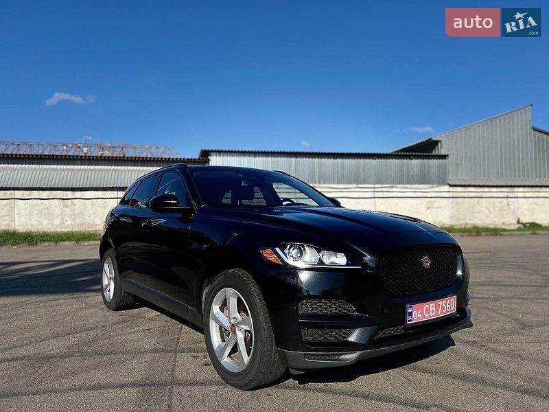 Внедорожник / Кроссовер Jaguar F-Pace 2016 в Киеве