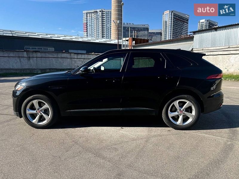 Внедорожник / Кроссовер Jaguar F-Pace 2016 в Киеве