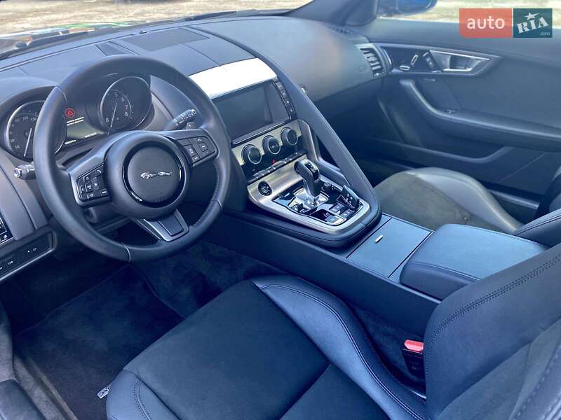 Купе Jaguar F-Type 2017 в Киеве