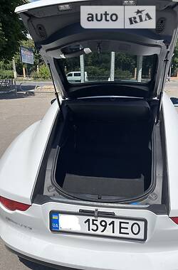 Купе Jaguar F-Type 2016 в 