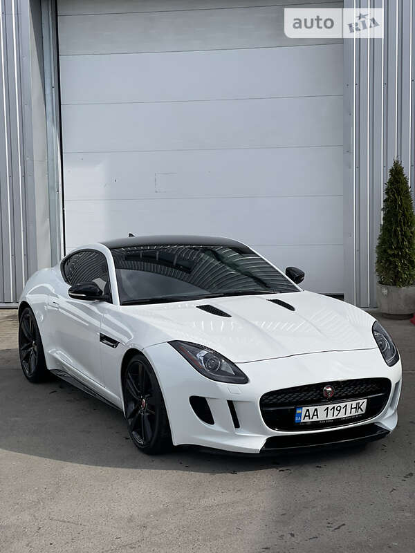 Купе Jaguar F-Type 2015 в Киеве