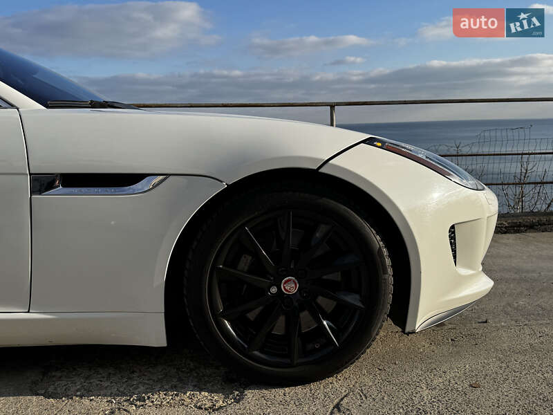 Купе Jaguar F-Type 2016 в Одесі