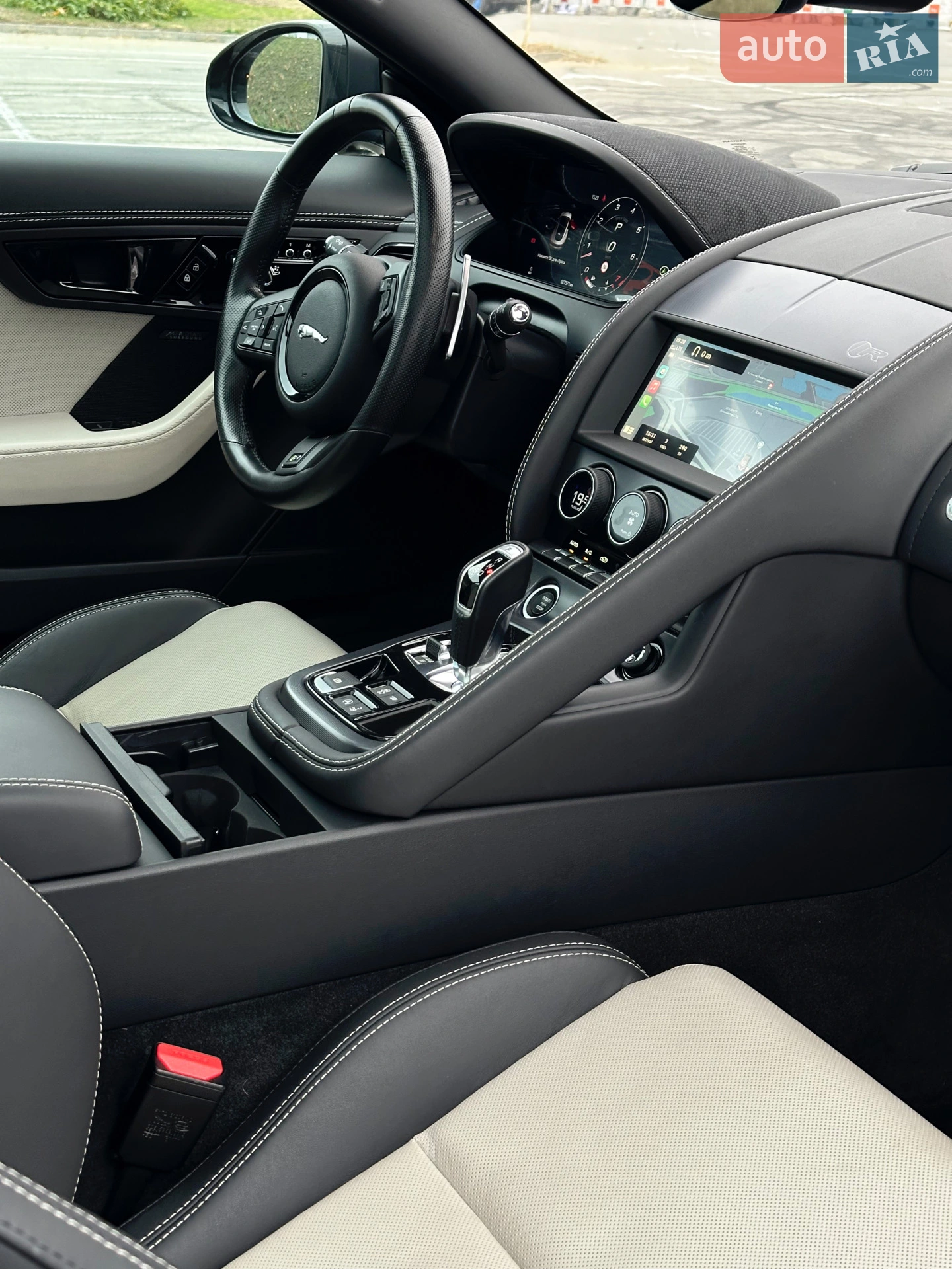 2020 Jaguar F-Type - мініатюра 8
