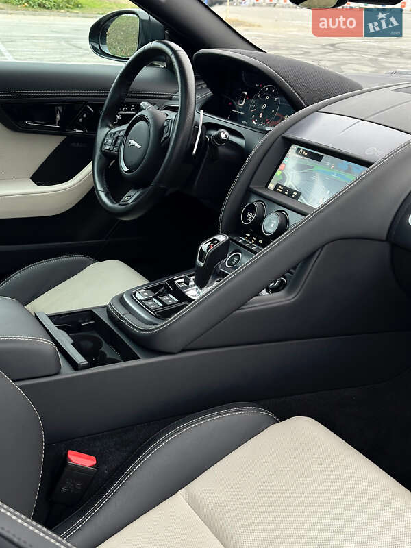 Купе Jaguar F-Type 2020 в Киеве