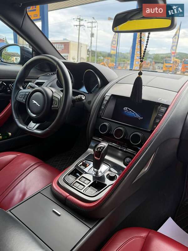 Купе Jaguar F-Type 2013 в Киеве