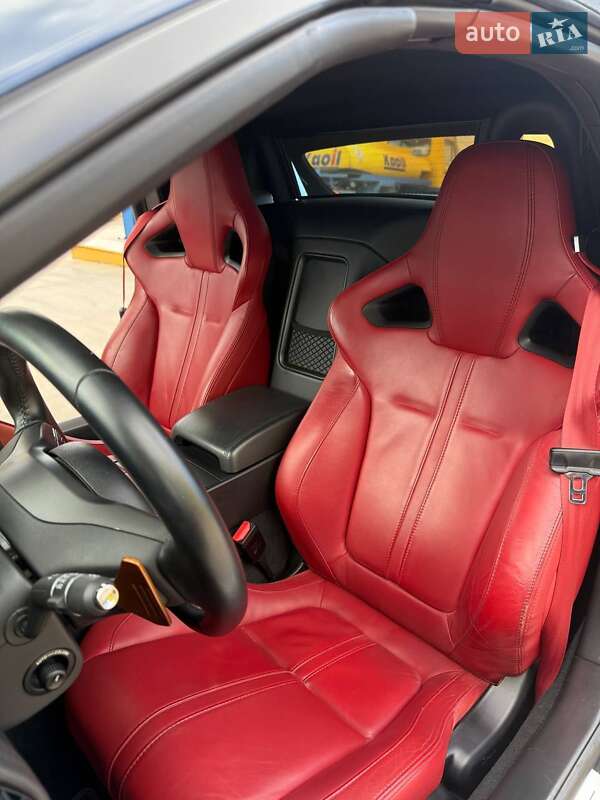 Купе Jaguar F-Type 2013 в Киеве