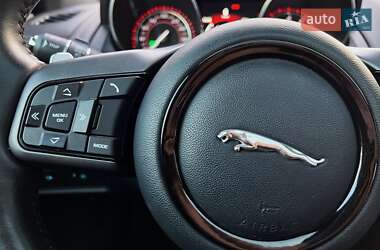 Купе Jaguar F-Type 2016 в 