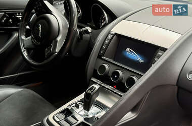 Купе Jaguar F-Type 2015 в 