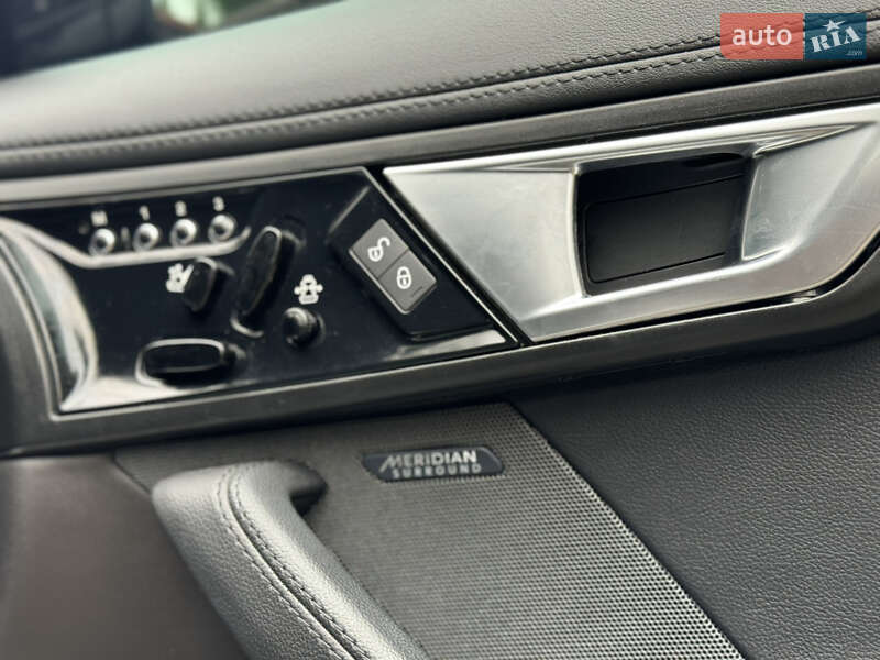 Купе Jaguar F-Type 2015 в Киеве
