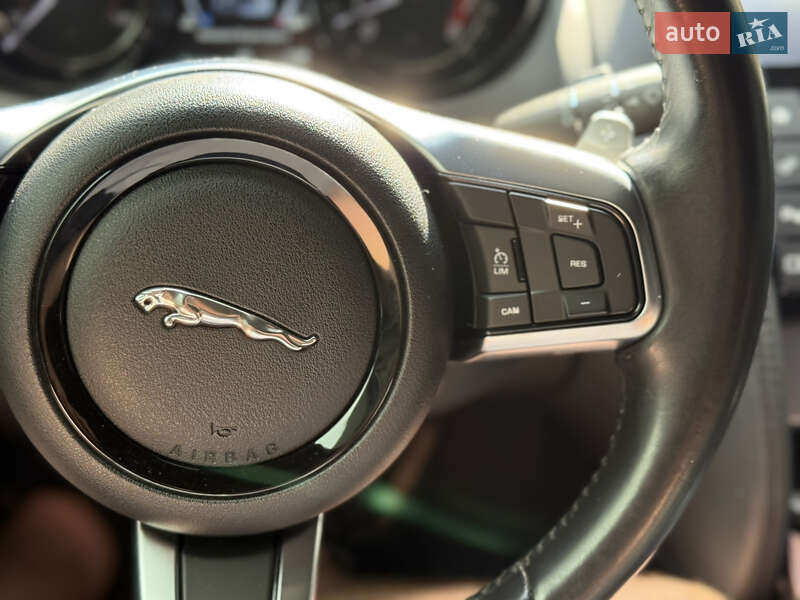 Купе Jaguar F-Type 2017 в Києві