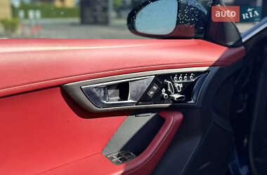 Купе Jaguar F-Type 2018 в 