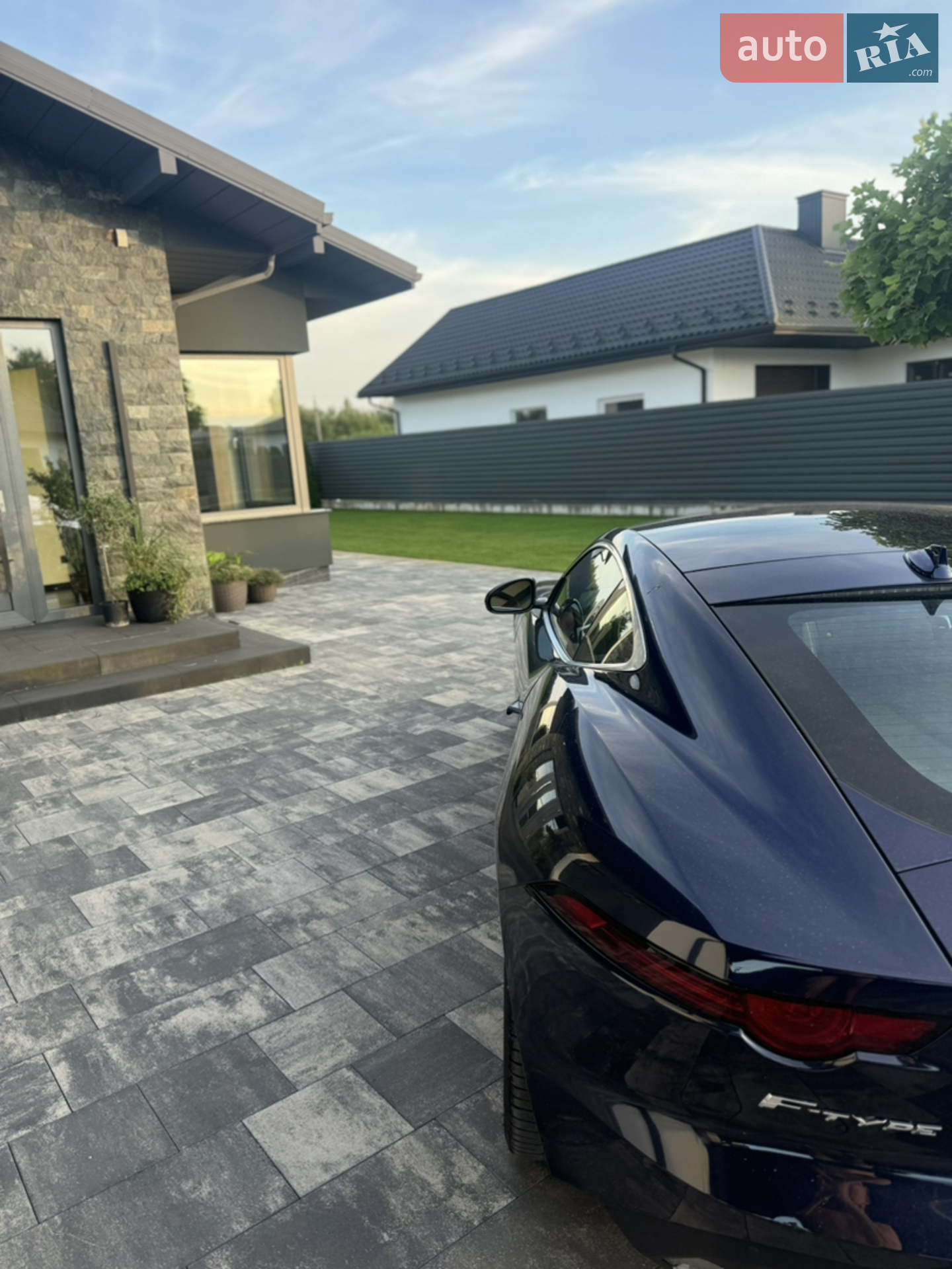 2018 Jaguar F-Type - мініатюра 46