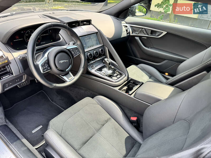 Купе Jaguar F-Type 2023 в Києві