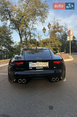 Купе Jaguar F-Type 2017 в 