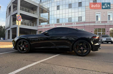 Купе Jaguar F-Type 2017 в 