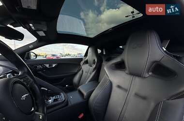 Купе Jaguar F-Type 2015 в 
