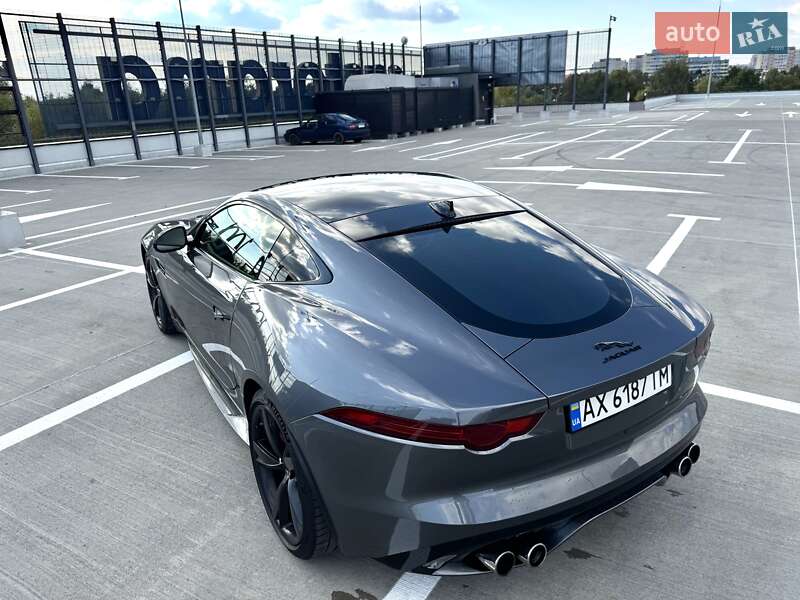 Купе Jaguar F-Type 2015 в Киеве