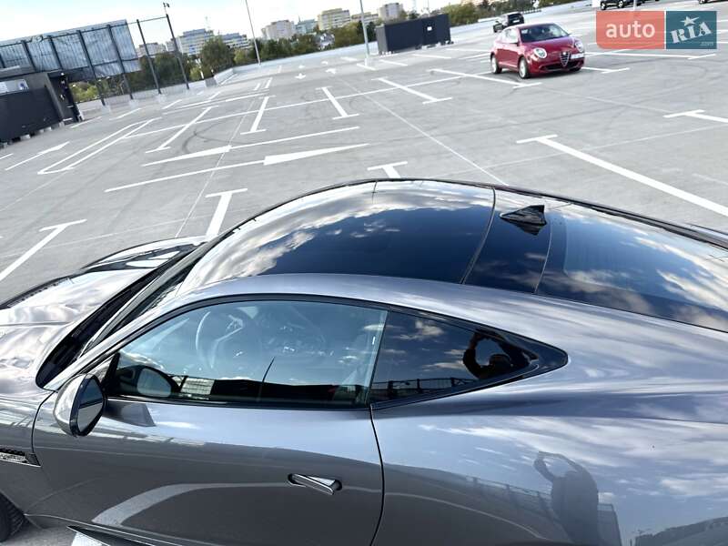 Купе Jaguar F-Type 2015 в Киеве