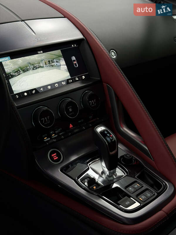 Купе Jaguar F-Type 2022 в Одесі