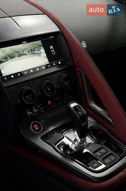 Купе Jaguar F-Type 2022 в 