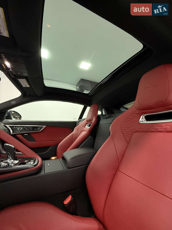 Купе Jaguar F-Type 2022 в Одесі