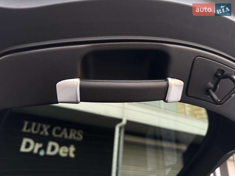 Купе Jaguar F-Type 2023 в Киеве фото 48 Купе Jaguar F-Type 2023 в Киеве