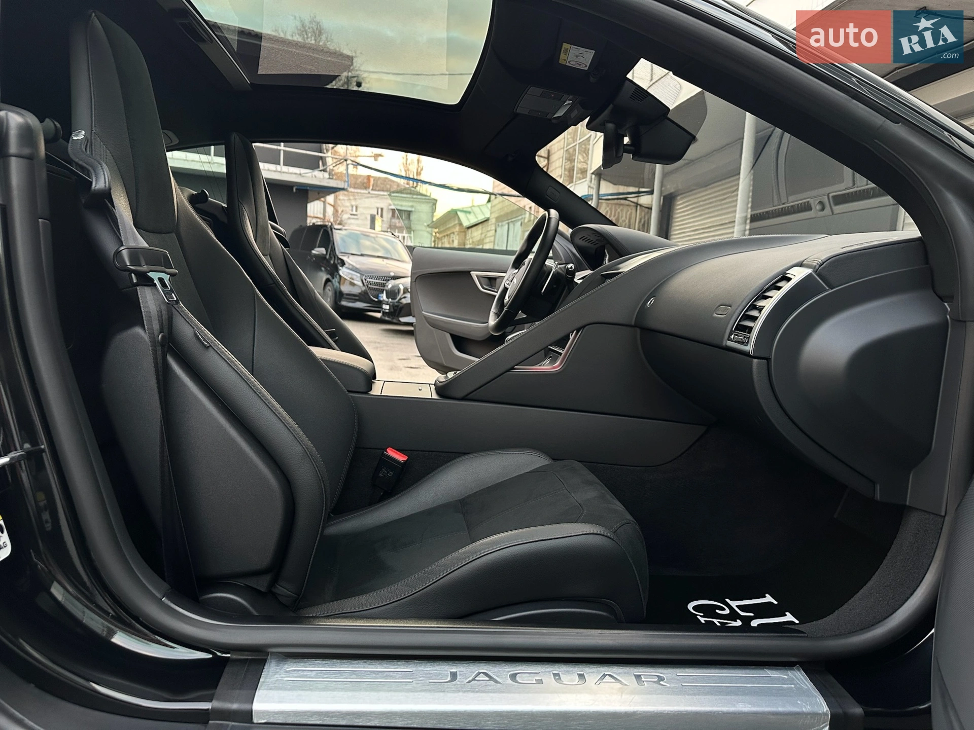 2023 Jaguar F-Type - мініатюра 53