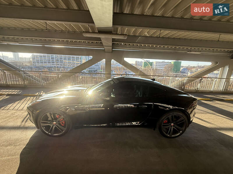 Купе Jaguar F-Type 2015 в Киеве