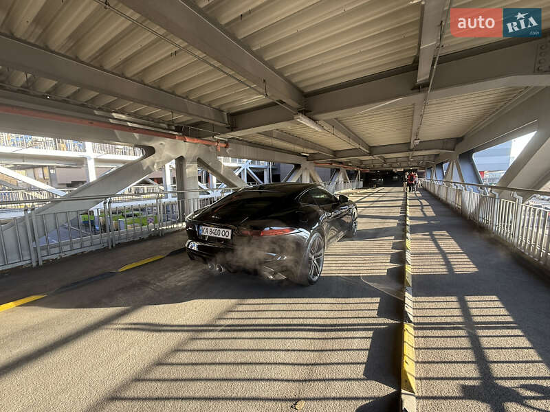 Купе Jaguar F-Type 2015 в Киеве