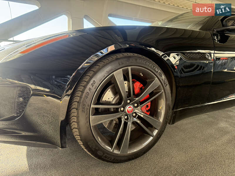 Купе Jaguar F-Type 2015 в Киеве