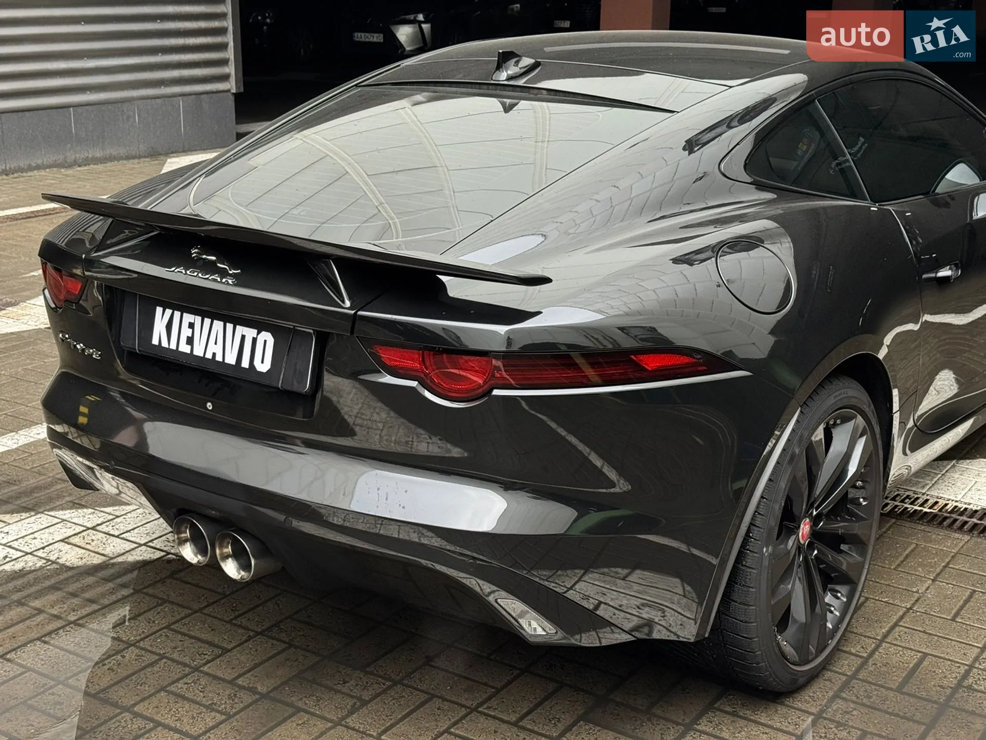 2018 Jaguar F-Type - мініатюра 15