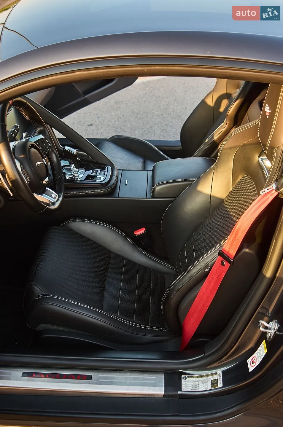 2019 Jaguar F-Type - мініатюра 58