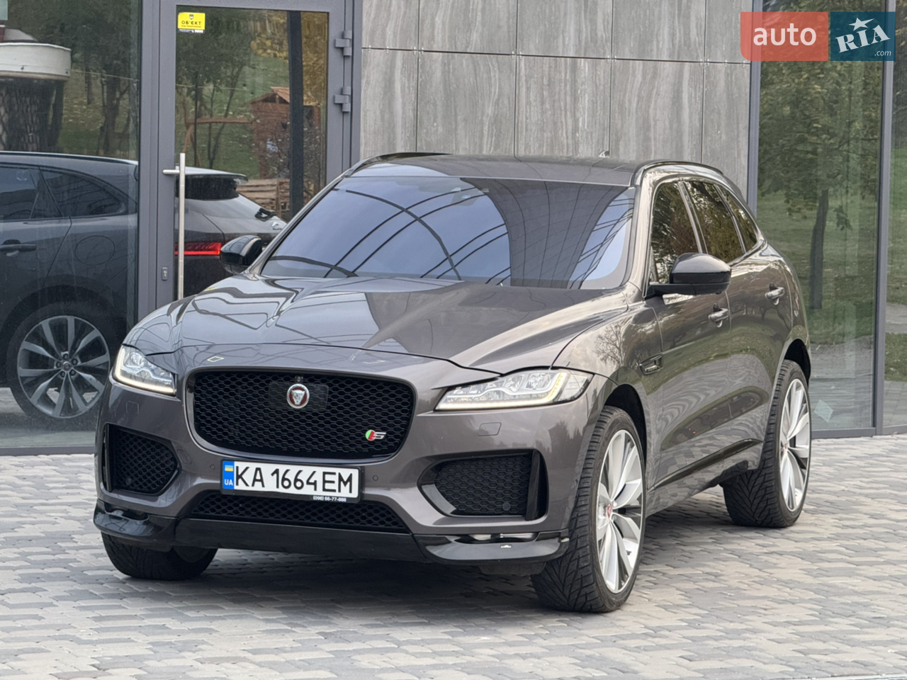 2016 Jaguar F-Pace - мініатюра 38