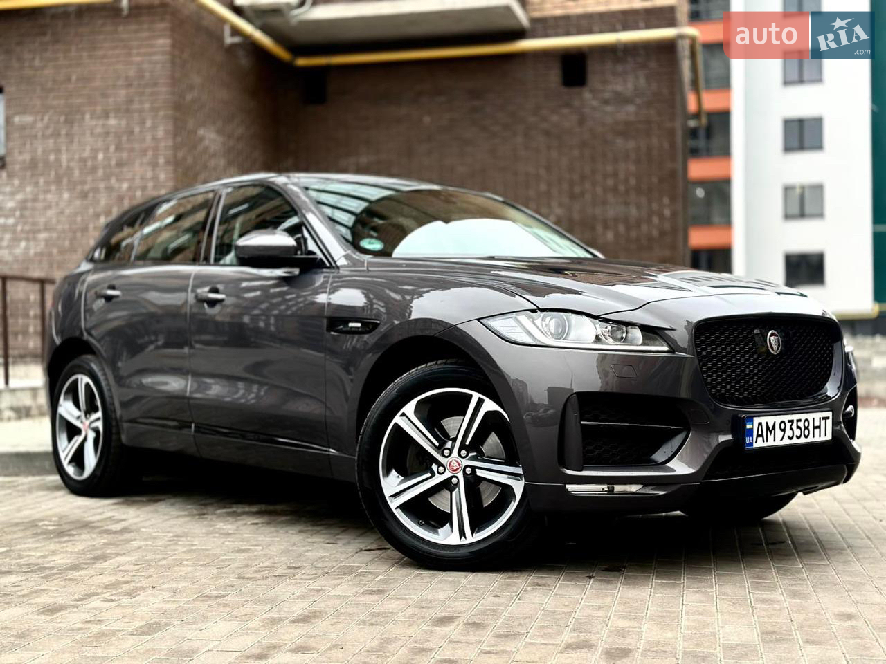 2016 Jaguar F-Pace - мініатюра 15